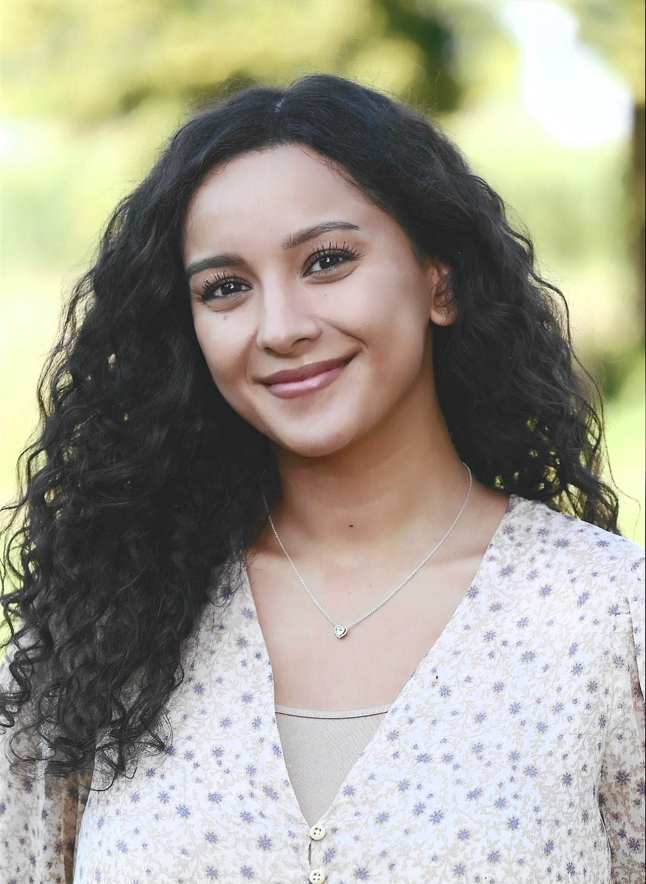 Tugba Öztürk - Klassenlehrerin 4b - Terminvereinbarung via Schoolfox